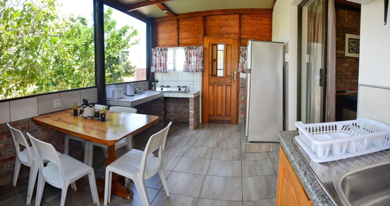Palm Cottage - Colchester - 5Km From Elephant Park Exterior photo